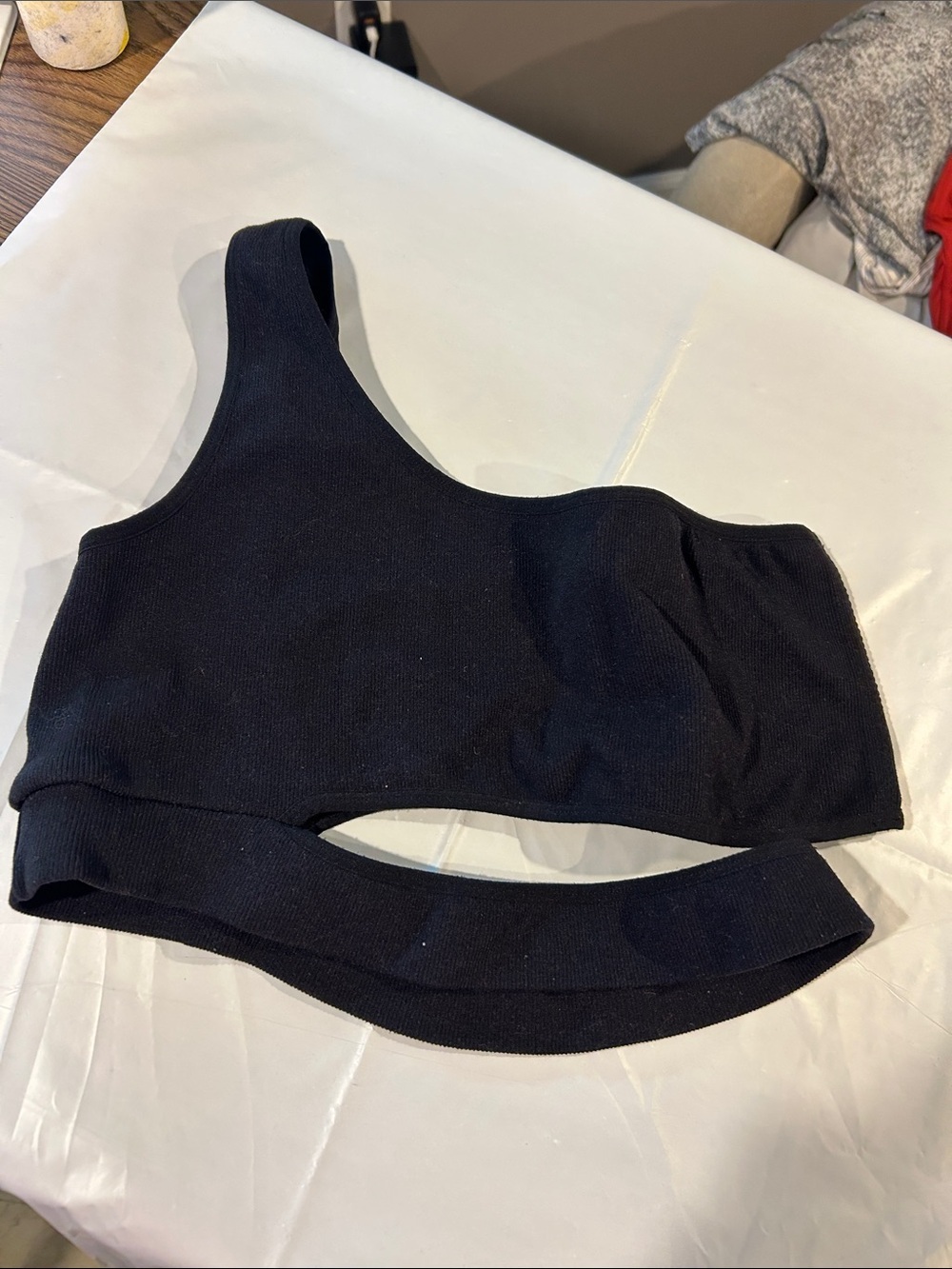 Garage cut out  One-Shoulder Cutout Crop Top/Bra G/L